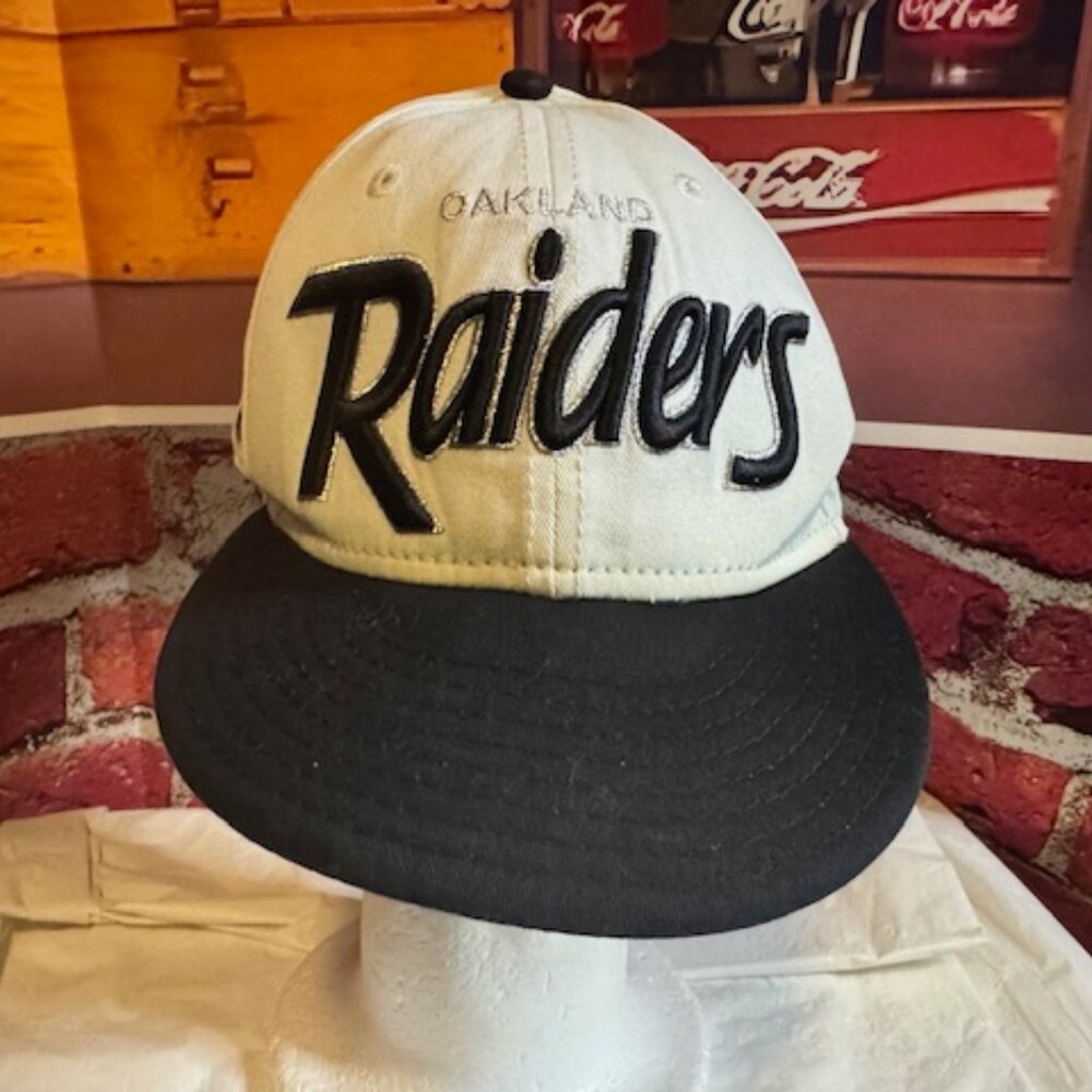 Oakland Raiders New Era 9Fifty Snapback Hat Cap Size M/L
